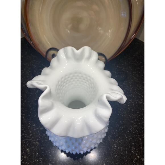 Vintage Milk Vase - Picture 3 of 6